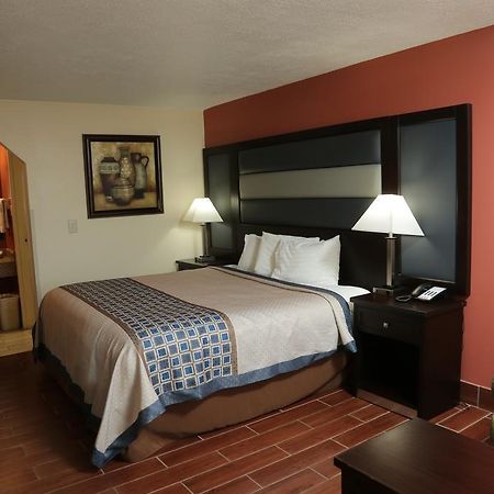 Budget Inn - Washington エクステリア 写真