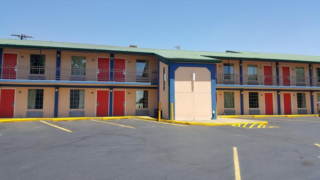 Budget Inn - Washington エクステリア 写真