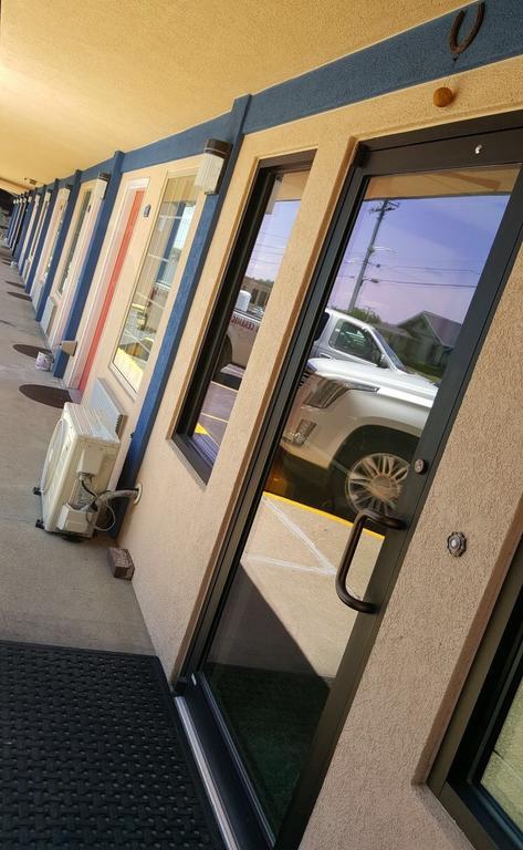 Budget Inn - Washington エクステリア 写真